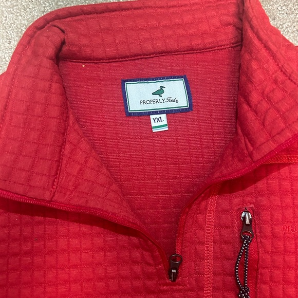 YXL Properly Tied 1/4 zip - Picture 2 of 3